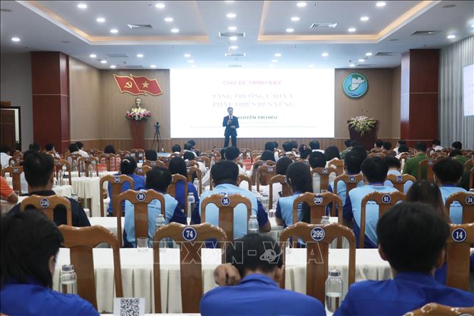 Quang cảnh buổi toạ đàm. Ảnh: Huỳnh Anh - TTXVN