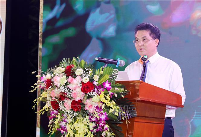 Phó Chủ tịch UBND tỉnh Hưng Yên Lê Quang Hòa phát biểu khai mạc. Ảnh: Thu Hoài - TTXVN