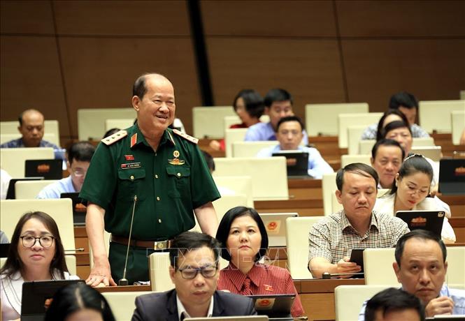 Đại biểu Quốc hội tỉnh Cao Bằng Bế Xuân Trường phát biểu. Ảnh: Tuấn Anh - TTXVN