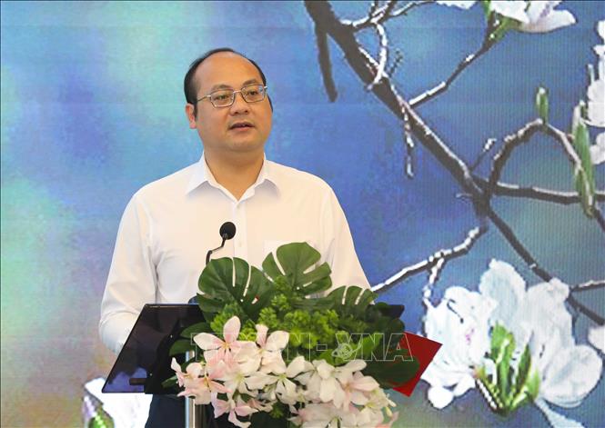 Ông Lê Xuân Cảnh, Giám đốc Sở Nông nghiệp và Môi trường tỉnh Điện Biên, phát biểu tại hội thảo. Ảnh: Xuân Tư - TTXVN