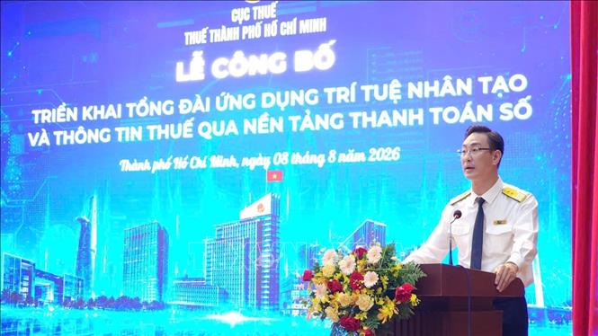 Ông Đoàn Minh Dũng, Trưởng Thuế TP. Hồ Chí Minh phát biểu tại buổi lễ. Ảnh: TTXVN phát