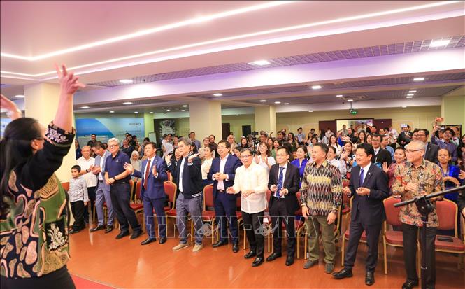 Hoạt động giao lưu văn nghệ, thể thao gắn kết zzzcộng đồng tại sự kiện 