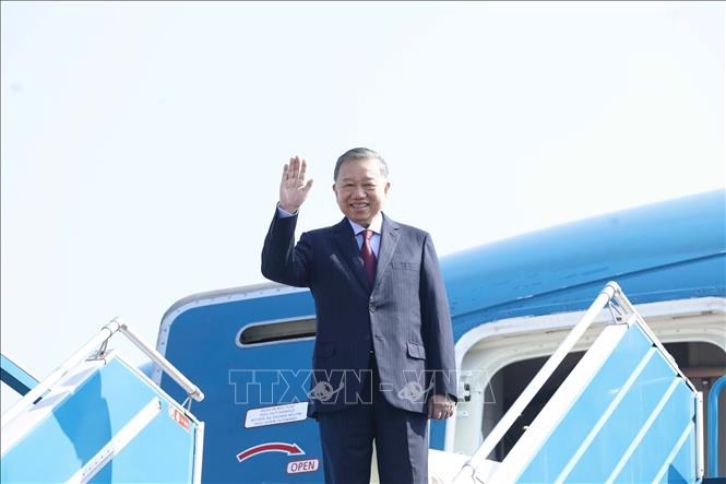 Lễ tiễn Tổng Bí thư, Chủ tịch nước Tô Lâm tại sân bay quốc tế Nội Bài. Ảnh: Thống Nhất – TTXVN