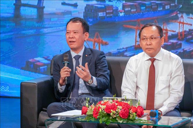 Phó Tổng Thư ký Liên đoàn Thương mại và Công nghiệp Việt Nam (VCCI) Phạm Đình Vũ chia sẻ tại tọa đàm. Ảnh: Thanh Liêm - TTXVN