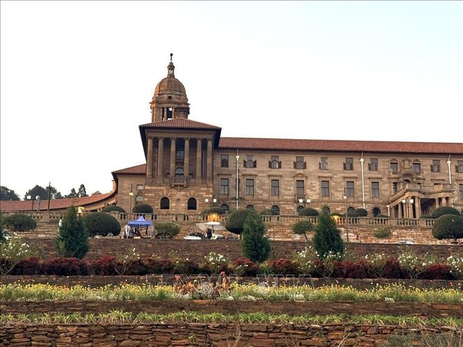Bảy thập kỷ trôi qua, công trình lịch sử Union Buildings vẫn sừng sững như một minh chứng cho chặng đường đấu tranh kiên cường và những bước tiến dài của nữ giới tại đất nước 
