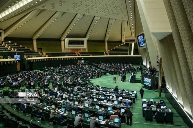 Toàn cảnh một phiên họp Quốc hội Iran tại Tehran. Ảnh: IRNA/TTXVN