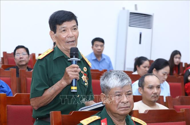 Nạn nhân chất độc da cam Nguyễn Văn Thơm, phường Lương Văn Tri, tỉnh Lạng Sơn chia sẻ tại Chương trình. Ảnh: Anh Tuấn – TTXVN