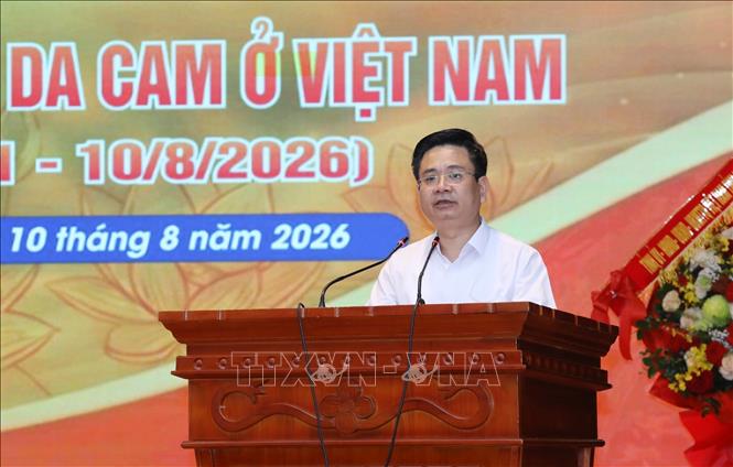 Chủ tịch Hội Chữ thập đỏ tỉnh Lạng Sơn Vũ Đức Thiện phát biểu khai mạc Chương trình. Ảnh: Anh Tuấn – TTXVN