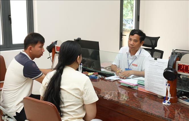 Chính quyền số hiệu quả cần những công dân đủ năng lực số đồng hành. Ảnh: Hữu Duyên - TTXVN