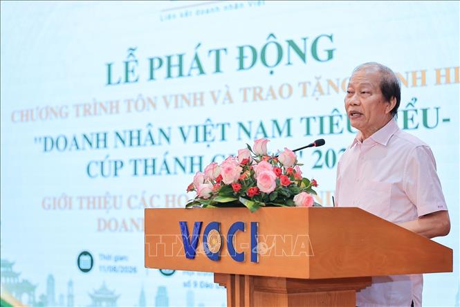 Ông Hoàng Quang Phòng, Phó Chủ tịch Liên đoàn Thương mại và Công nghiệp Việt Nam (VCCI) phát biểu khai mạc. Ảnh: Lê Đông - TTXVN