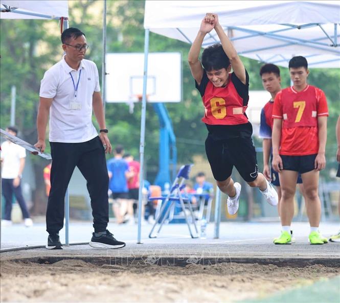 Thí sinh dự thi năng khiếu Trường Đại học Sư phạm Hà Nội. Ảnh: Thanh Tùng – TTXVN