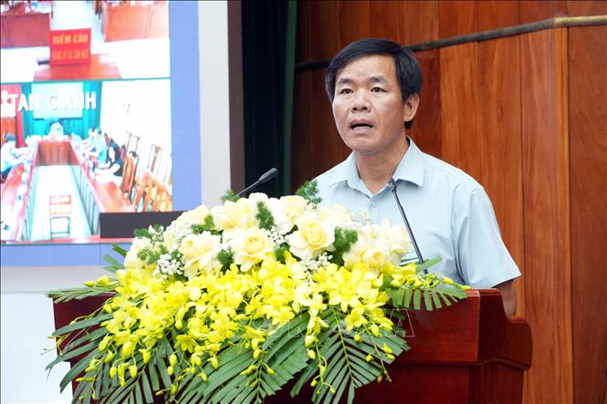 Ông Nguyễn Văn Phương, Bí thư tỉnh ủy Quảng Trị, phát biểu tại hội nghị. Ảnh: Tá Chuyên - TTXVN