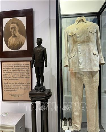 Các vật dụng của Tổng thống đầu tiên của Philippines, Emilio Aguinaldo (1/1899 – 4/1901). Ảnh: Đỗ Quyên – PV TTXVN từ Philippines