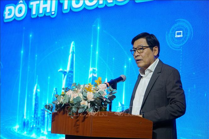 Ông Phạm Phú Ngọc Trai, Chủ tịch Hội đồng cố vấn Chiến lược đổi mới sáng tạo Đại học Quốc gia Thành phố Hồ Chí Minh, cố vấn của chương trình chia sẻ tại lễ khởi động. Ảnh: Thu Hoài - TTXVN