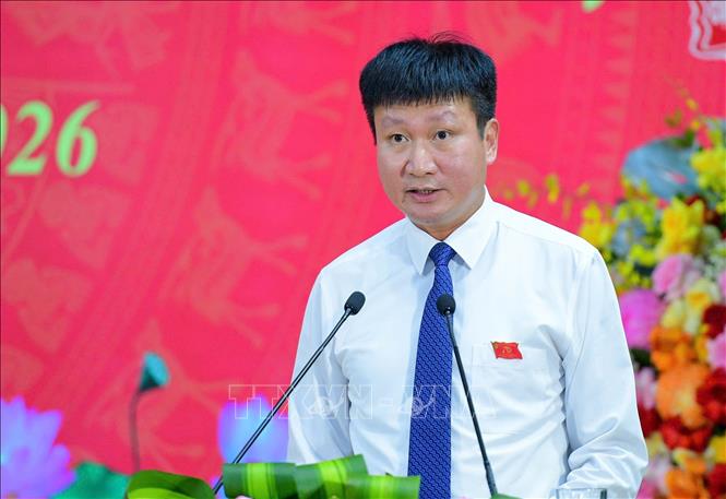 Ông Trần Huy Tuấn, Ủy viên Trung ương Đảng, Bí thư Tỉnh ủy Ninh Bình phát biểu tại buổi gặp mặt. Ảnh: Đức Phương - TTXVN