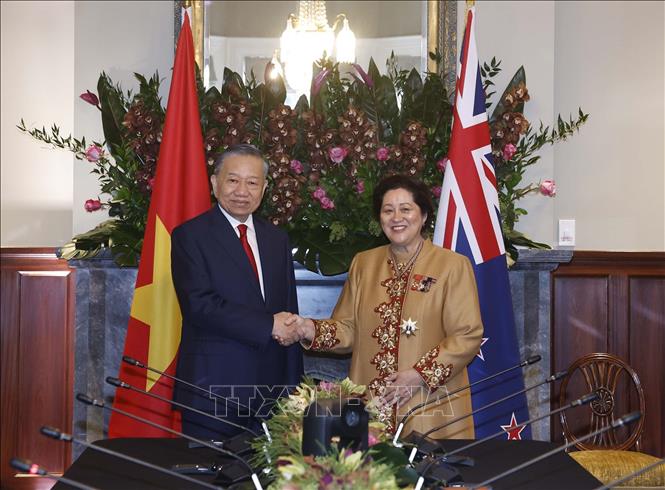 Tổng Bí thư, Chủ tịch nước Tô Lâm và Toàn quyền New Zealand Cindy Kiro chụp ảnh chung trước hội đàm. Ảnh: Thống Nhất – TTXVN