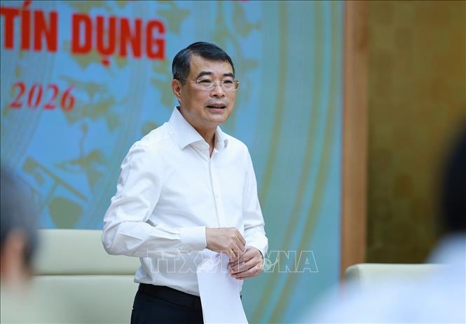 Thủ tướng Lê Minh Hưng làm việc với Ngân hàng Nhà nước Việt Nam và các hệ thống tín dụng. Ảnh: Dương Giang – TTXVN 
