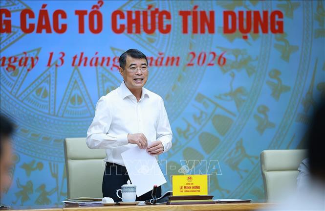 Thủ tướng Lê Minh Hưng làm việc với Ngân hàng Nhà nước Việt Nam và các hệ thống tín dụng. Ảnh: Dương Giang – TTXVN 
