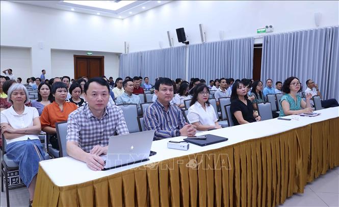 Đảng viên thuộc Đảng bộ Thông tấn xã Việt Nam tham dự Hội nghị trực tuyến tại điểm cầu trụ sở Thông tấn quốc gia (số 5 Lý Thường Kiệt, Hà Nội). Ảnh: Văn Điệp – TTXVN