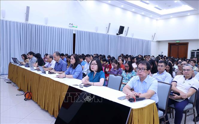 Đảng viên thuộc Đảng bộ Thông tấn xã Việt Nam tham dự Hội nghị trực tuyến tại điểm cầu trụ sở Thông tấn quốc gia (số 5 Lý Thường Kiệt, Hà Nội). Ảnh: Văn Điệp – TTXVN