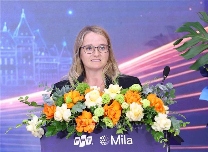 Bà Emilie Carrier, Đại biện lâm thời Đại sứ quán Canada tại Việt Nam phát biểu. Ảnh: Văn Điệp - TTXVN