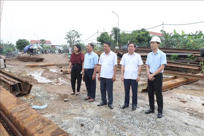 UBND xã Nghĩa Hưng, tỉnh Ninh Bình thường xuyên kiểm tra, đôn đốc tiến độ thực hiện dự án. Ảnh: Thùy Dung - TTXVN
