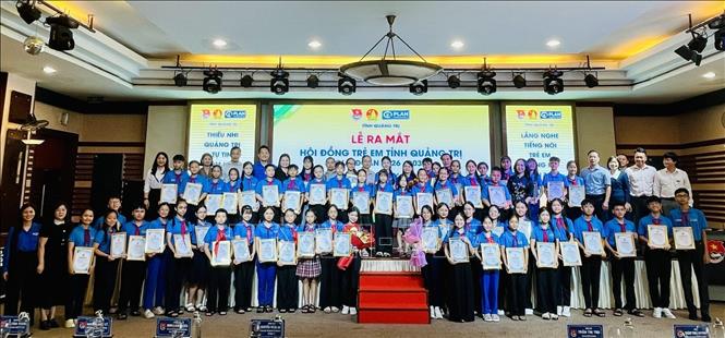 Hội đồng Trẻ em tỉnh Quảng Trị hướng tới trở thành kênh tham vấn, cầu nối giữa trẻ em với các cơ quan, đơn vị, góp phần để trẻ em phát triển toàn diện. Ảnh: Võ Dung - TTXVN