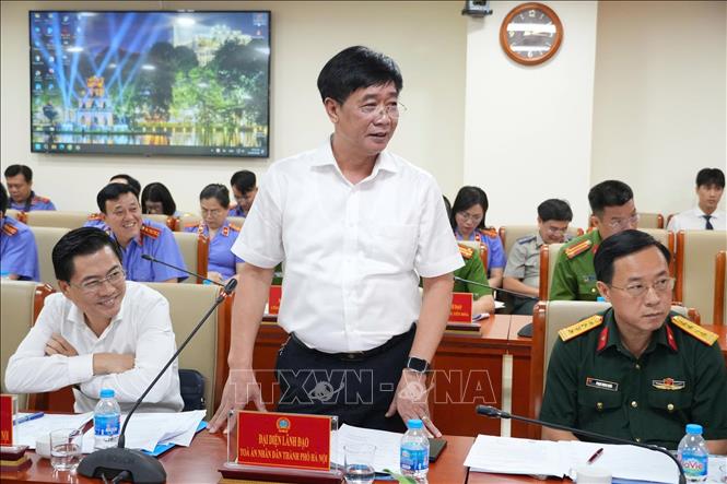 Đại diện lãnh đạo Tòa án nhân dân thành phố Hà Nội góp ý kiến vào dự thảo Bộ luật Tố tụng hình sự (sửa đổi). Ảnh: Kim Anh - TTXVN