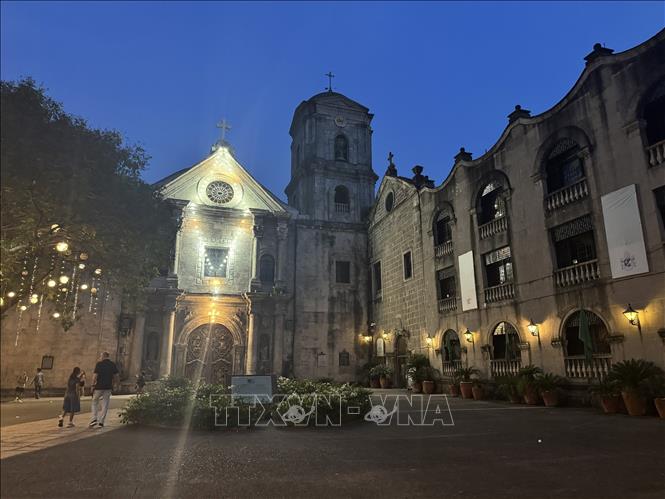 Nhà thờ San Agustin hơn 400 năm tuổi, là nhà thờ lâu đời nhất Philippines, một biểu tượng kiến trúc nằm trong thành cổ Intramuros. Ảnh: Đỗ Quyên – PV TTXVN tại Philippines