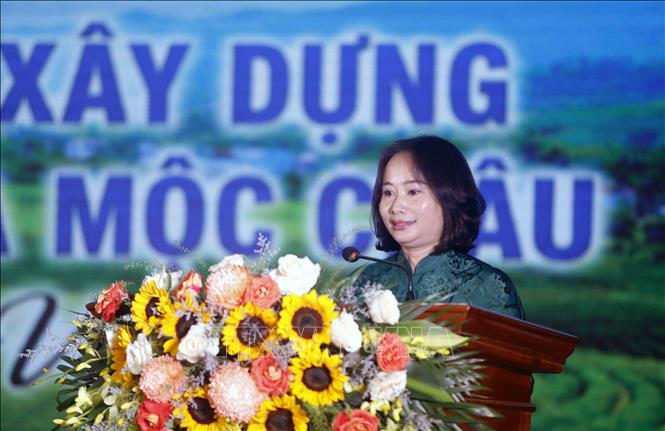 Chủ tịch UBND phường Mộc Châu Nguyễn Thị Hoa phát biểu. Ảnh: Quang Quyết - TTXVN