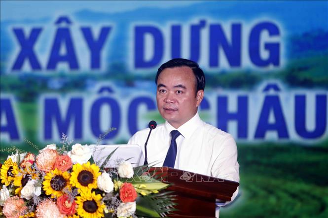 Phó Chủ tịch Thường trực UBND tỉnh Sơn La Hà Trung Chiến phát biểu. Ảnh: Quang Quyết - TTXVN