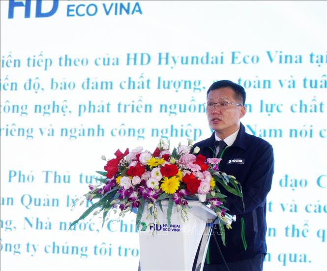 Ông Choi Seung Huyn, Chủ tịch kiêm Tổng giám đốc Công ty Trách nhiệm hữu hạn HD Hyundai Eco Vina phát biểu. Ảnh: Lê Phước Ngọc - TTXVN 
