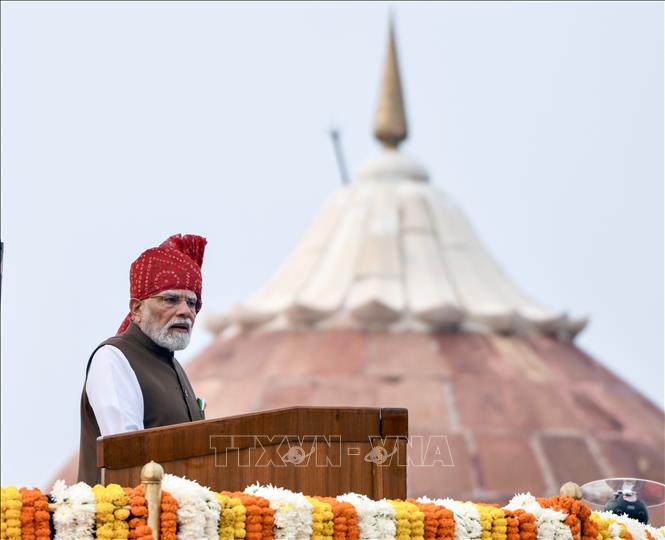 Thủ tướng Ấn Độ Narendra Modi phát biểu tại Pháo đài Đỏ nhân kỷ niệm 80 năm Ngày Độc lập, ở New Delhi ngày 15/8/2026. Ảnh: ANI/TTXVN phát