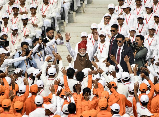 Thủ tướng Ấn Độ Narendra Modi phát biểu tại Pháo đài Đỏ nhân kỷ niệm 80 năm Ngày Độc lập, ở New Delhi ngày 15/8/2026. Ảnh: ANI/TTXVN phát