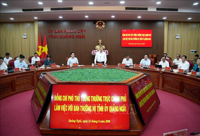 Phó Thủ tướng Thường trực Phạm Gia Túc phát biểu chỉ đạo tại buổi làm việc với Tỉnh ủy Quảng Ngãi. Ảnh: Lê Phước Ngọc - TTXVN