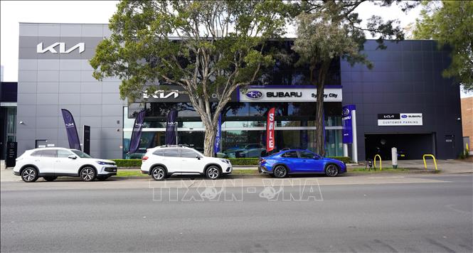 Bên ngoài một showroom ô tô Nhật Bản và Hàn Quốc ở thành phố Sydney. Ảnh: Lê Đạt - PV TTXVN tại Australia