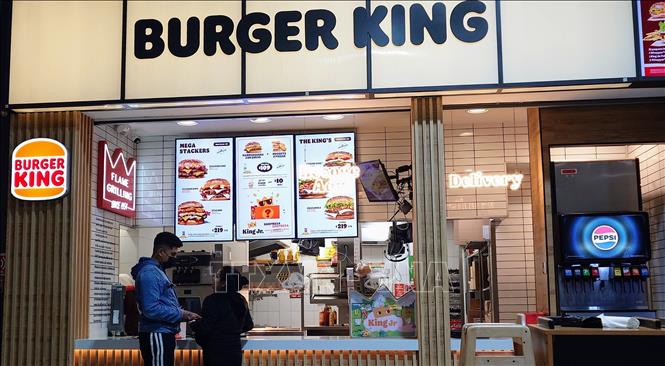 Một cửa hàng nhượng quyền thương mại của thương hiệu đồ ăn nhanh Burger King (Mỹ) tại thủ đô Mexico City. Ảnh: Phi Hùng - PV TTXVN tại Mexico