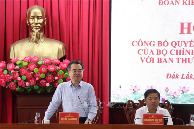Đồng chí Nguyễn Thanh Nghị, Ủy viên Bộ Chính trị, Bí thư Trung ương Đảng, Trưởng ban Chính sách, chiến lược Trung ương phát biểu. Ảnh: Ngọc Minh - TTXVN