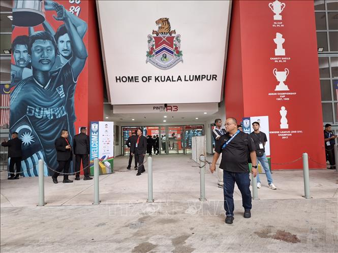 Sân vận động Kuala Lumpur trước giờ khởi tranh trận bán kết lượt đi giữa Việt Nam và Malaysia. Ảnh: Bùi Hoàn - PV TTXVN tại Malaysia 