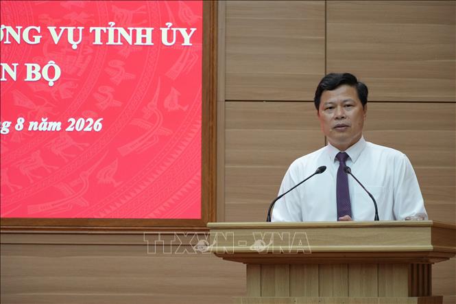Ông Trần Quốc Toản, Phó Bí thư Thường trực Tỉnh ủy Hưng Yên, phát biểu tại Hội nghị. Ảnh: Mạnh Khánh - TTXVN