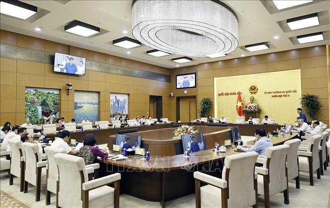 Quang cảnh phiên họp. Ảnh: Doãn Tấn - TTXVN