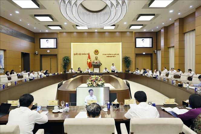 Quang cảnh phiên họp. Ảnh: Doãn Tấn - TTXVN