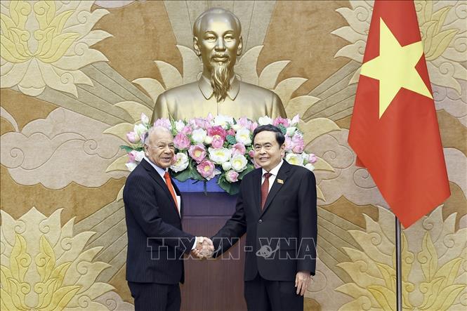 Chủ tịch Quốc hội Trần Thanh Mẫn tiếp Thượng nghị sĩ Alberto Anaya Gutiérrez, Tổng Bí thư Đảng Lao động Mexico. Ảnh: Doãn Tấn - TTXVN