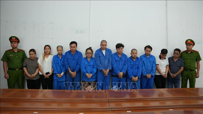 Các đối tượng tại cơ quan công an. Ảnh: TTXVN phát