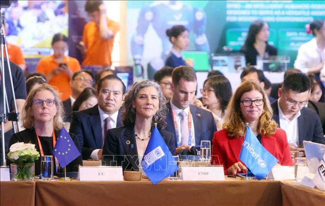 Các đại biểu tham dự Diễn đàn. Ảnh: Phạm Kiên - TTXVN