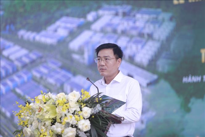 Phó Chủ tịch UBND tỉnh Phú Thọ Vũ Việt Văn phát biểu tại Lễ khánh thành hạ tầng kỹ thuật giai đoạn 1, triển khai xây dựng giai đoạn 2 và xúc tiến đầu tư Khu công nghiệp Nam Bình Xuyên Green Park. Ảnh: Hoàng Hùng - TTXVN
