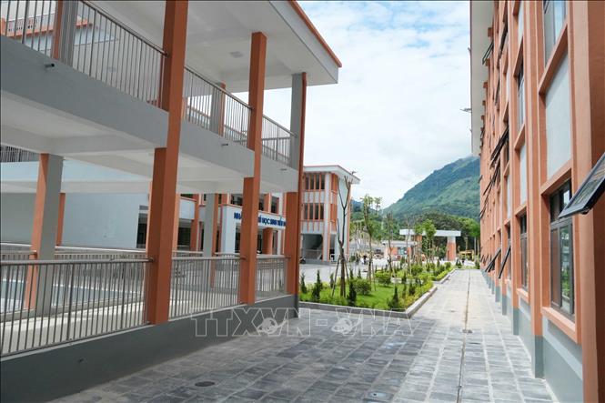 Cơ sở hạ tầng hiện đại, khang trang tại Trường Phổ thông nội trú liên cấp Tiểu học và Trung học cơ sở Phong Thổ. Nguyễn Oanh-TTXVN