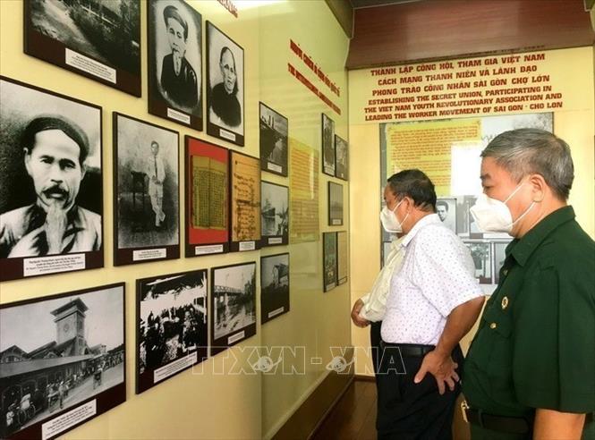 Nhân kỷ niệm 42 năm ngày mất của Chủ tịch nước Tôn Đức Thắng (30/3/1980-30/3/2022), cán bộ, công nhân viên chức lao động thành phố tham quan triển lãm về cuộc đời sự nghiệp của Chủ tịch Tôn Đức Thắng tại Bảo tàng Hồ Chí Minh - Chi nhánh Thành phố Hồ Chí Minh. Ảnh: Thanh Vũ - TTXVN