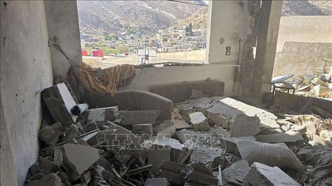 (Tư liệu) Ngôi nhà bị phá hủy sau các cuộc không kích của Israel xuống Beit Jinn, Syria. Ảnh: THX/TTXVN phát