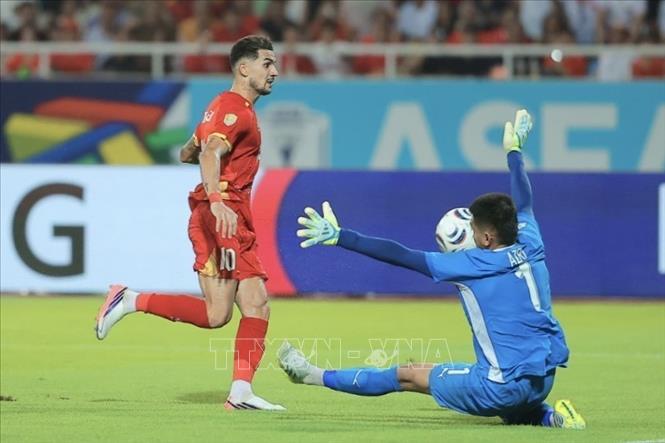 Kết thúc hiệp 1, hai đội hoà nhau với tỷ số 0-0. Ảnh: Minh Quyết - TTXVN
